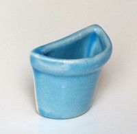 petit vase "demi-rond", bleu clair